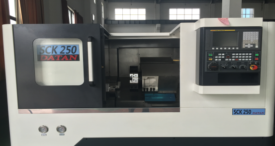High efficiency and high precision Slant bed cnc lathe machine SCK250 